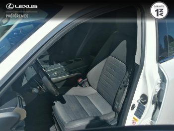 Photo 13 du bon plan LEXUS IS 300h Pack Business occasion à 19990 €