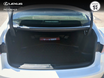 Photo 15 du bon plan LEXUS IS 300h Pack Business occasion à 19990 €
