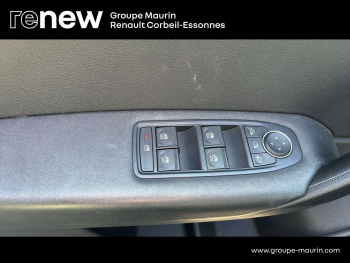 Photo 19 du bon plan RENAULT Captur 1.6 E-Tech full hybrid 145ch Evolution occasion à 19999 €
