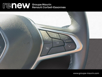 Photo 22 du bon plan RENAULT Captur 1.6 E-Tech full hybrid 145ch Evolution occasion à 19999 €