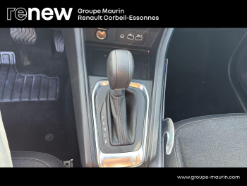 Photo 27 du bon plan RENAULT Captur 1.6 E-Tech full hybrid 145ch Evolution occasion à 19999 €