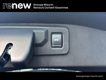 Photo 15 du bon plan RENAULT Austral 1.2 E-Tech full hybrid 200ch Iconic esprit Alpine occasion à 26390 €