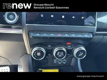 Photo 25 du bon plan RENAULT Arkana 1.6 E-Tech hybride 145ch Engineered -22 occasion à 23870 €
