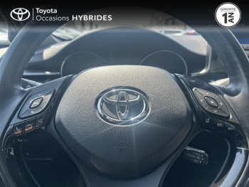 Photo 13 du bon plan TOYOTA C-HR 122h Dynamic 2WD E-CVT occasion à 16490 €