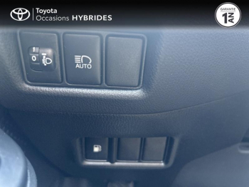 Photo 24 du bon plan TOYOTA C-HR 122h Dynamic 2WD E-CVT occasion à 16490 €