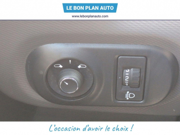 Photo 29 du bon plan CITROEN C4 Cactus PureTech 110ch S&S Shine E6.d occasion à 7970 €