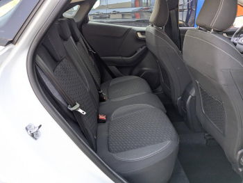 Photo 20 du bon plan FORD Puma 1.0 EcoBoost 125ch S&S mHEV Titanium Powershift occasion à 20490 €