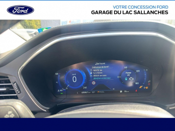 Photo 8 du bon plan FORD Kuga 2.5 Duratec 190ch FHEV Vignale BVA i-AWD occasion à 26990 €