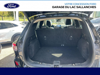 Photo 12 du bon plan FORD Kuga 2.5 Duratec 190ch FHEV Vignale BVA i-AWD occasion à 26990 €