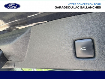 Photo 13 du bon plan FORD Kuga 2.5 Duratec 190ch FHEV Vignale BVA i-AWD occasion à 26990 €
