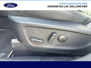 Photo 23 du bon plan FORD Kuga 2.5 Duratec 190ch FHEV Vignale BVA i-AWD occasion à 26990 €