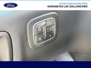 Photo 24 du bon plan FORD Kuga 2.5 Duratec 190ch FHEV Vignale BVA i-AWD occasion à 26990 €