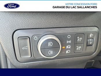 Photo 26 du bon plan FORD Kuga 2.5 Duratec 190ch FHEV Vignale BVA i-AWD occasion à 26990 €