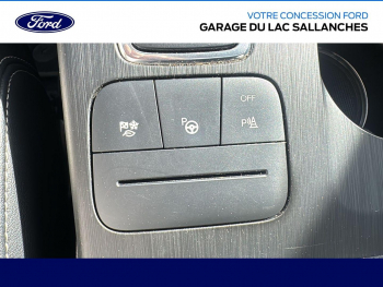 Photo 27 du bon plan FORD Kuga 2.5 Duratec 190ch FHEV Vignale BVA i-AWD occasion à 26990 €