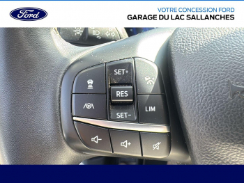 Photo 36 du bon plan FORD Kuga 2.5 Duratec 190ch FHEV Vignale BVA i-AWD occasion à 26990 €