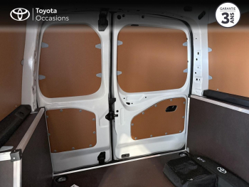 Photo 12 du bon plan TOYOTA PROACE CITY Medium 130 D-4D Start BVA MY25 occasion à 22790 €