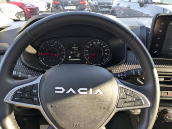 Photo 13 du bon plan DACIA Sandero 1.0 ECO-G 100ch Expression -24 occasion à 12980 €