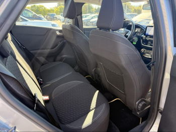 Photo 24 du bon plan FORD Puma 1.0 Flexifuel 125ch S&S mHEV Titanium occasion à 18990 €