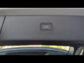 Photo 9 du bon plan VOLVO EX30 P5 Long Range 272ch 69kWh Ultra occasion à 44900 €