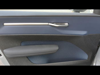 Photo 16 du bon plan VOLVO EX30 P5 Long Range 272ch 69kWh Ultra occasion à 44900 €
