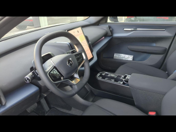 Photo 19 du bon plan VOLVO EX30 P5 Long Range 272ch 69kWh Ultra occasion à 44900 €