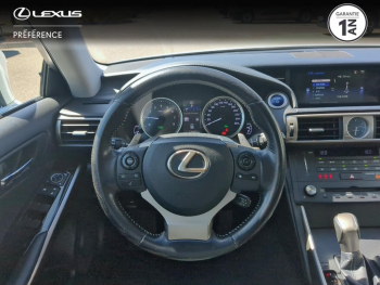 Photo 6 du bon plan LEXUS IS 300h Pack Business occasion à 19990 €
