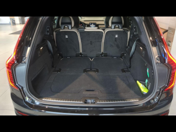 Photo 7 du bon plan VOLVO XC90 T8 AWD 310 + 145ch Ultra Style Dark Geartronic occasion à 104900 €