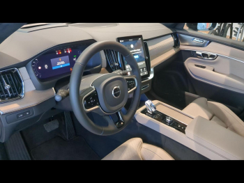 Photo 13 du bon plan VOLVO XC90 T8 AWD 310 + 145ch Ultra Style Dark Geartronic occasion à 104900 €