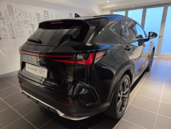 Photo 21 du bon plan LEXUS NX 450h+ F SPORT Executive 4WD MY25 occasion à 65900 €