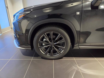 Photo 23 du bon plan LEXUS NX 450h+ F SPORT Executive 4WD MY25 occasion à 65900 €