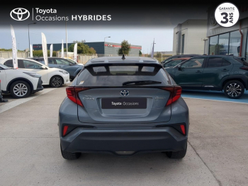 Photo 4 du bon plan TOYOTA C-HR 122h Graphic 2WD E-CVT MC19 occasion à 15990 €