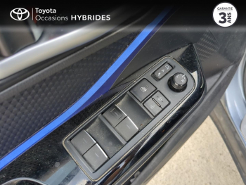 Photo 24 du bon plan TOYOTA C-HR 122h Graphic 2WD E-CVT MC19 occasion à 15990 €