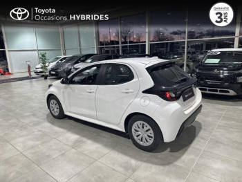 Photo 18 du bon plan TOYOTA Yaris 116h Dynamic Business 5p + Programme Beyond Zero Academy MY22 occasion à 18990 €