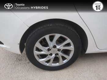 Photo 16 du bon plan TOYOTA Auris HSD 136h Dynamic occasion à 12990 €