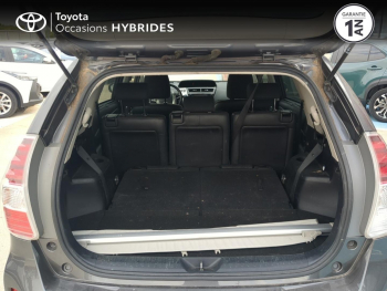 Photo 10 du bon plan TOYOTA Prius+ 136h SkyView occasion à 20390 €