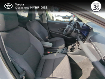 Photo 6 du bon plan TOYOTA Yaris 116h Design 5p MC24 occasion à 21490 €