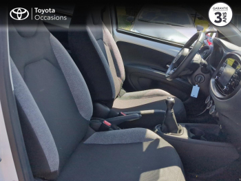 Photo 20 du bon plan TOYOTA Aygo X 1.0 VVT-i 72ch Dynamic MY23 occasion à 11990 €