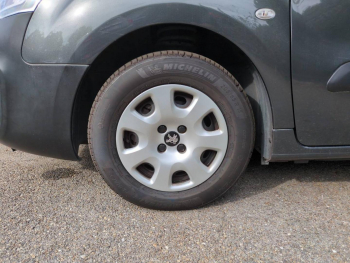 Photo 9 du bon plan PEUGEOT Partner Tepee 1.6 BlueHDi 75ch Access 4p occasion à 7990 €