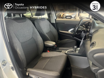 Photo 6 du bon plan TOYOTA Yaris Cross 116h Dynamic Business + Programme Beyond Zero Academy MY22 occasion à 17690 €