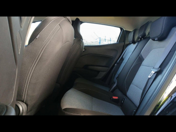 Photo 14 du bon plan RENAULT Clio 1.5 dCi 100ch Evolution - 25 occasion à 16200 €