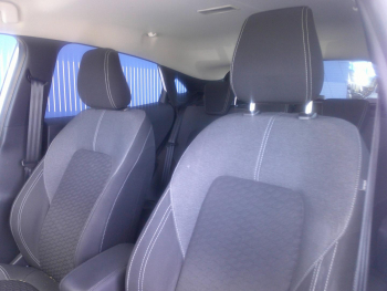 Photo 18 du bon plan FORD Puma 1.0 Flexifuel 125ch S&S mHEV Titanium occasion à 19900 €