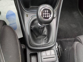 Photo 11 du bon plan FORD Puma 1.0 Flexifuel 125ch S&S mHEV Titanium occasion à 16990 €