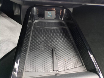 Photo 13 du bon plan FORD Mustang Mach-E 269ch Standard Range 76kWh Mach-E Propulsion occasion à 29990 €