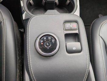 Photo 14 du bon plan FORD Mustang Mach-E 269ch Standard Range 76kWh Mach-E Propulsion occasion à 29990 €