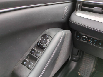 Photo 17 du bon plan FORD Mustang Mach-E 269ch Standard Range 76kWh Mach-E Propulsion occasion à 29990 €