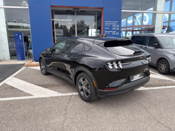 Photo 4 du bon plan FORD Mustang Mach-E 269ch Standard Range 76kWh Mach-E Propulsion occasion à 31990 €