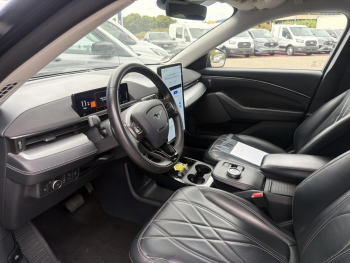Photo 7 du bon plan FORD Mustang Mach-E 269ch Standard Range 76kWh Mach-E Propulsion occasion à 31990 €