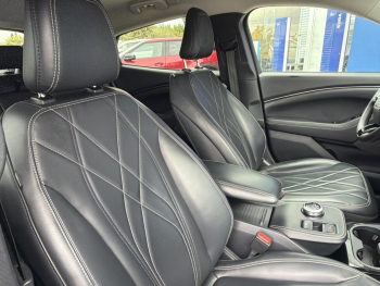 Photo 9 du bon plan FORD Mustang Mach-E 269ch Standard Range 76kWh Mach-E Propulsion occasion à 31990 €