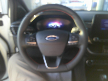 Photo 4 du bon plan FORD Puma 1.0 EcoBoost 125ch S&S mHEV ST-Line Powershift occasion à 23590 €