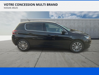 Photo 5 du bon plan PEUGEOT 308 1.2 PureTech 130ch S&S Roadtrip occasion à 10990 €
